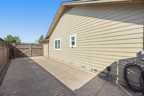 1602 Flanigan Way Petaluma CA 94954