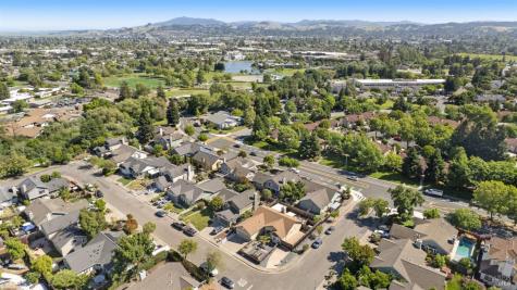 1602 Flanigan Way Petaluma CA 94954