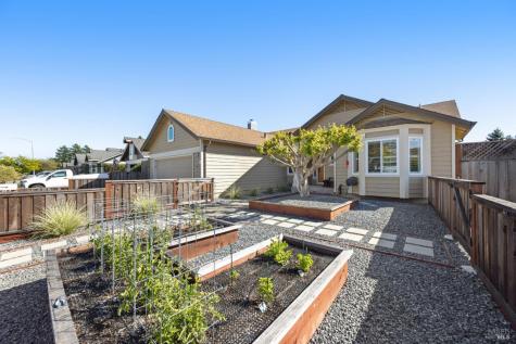 1602 Flanigan Way Petaluma CA 94954
