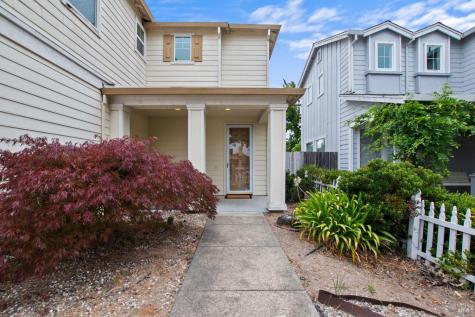 4056 Rickenbacker Drive Santa Rosa CA 95407
