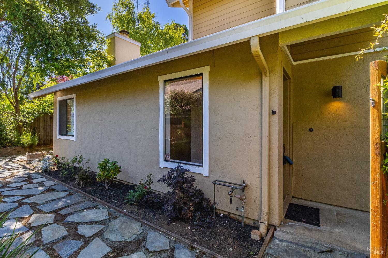 528 Laurel Court Benicia CA 94510
