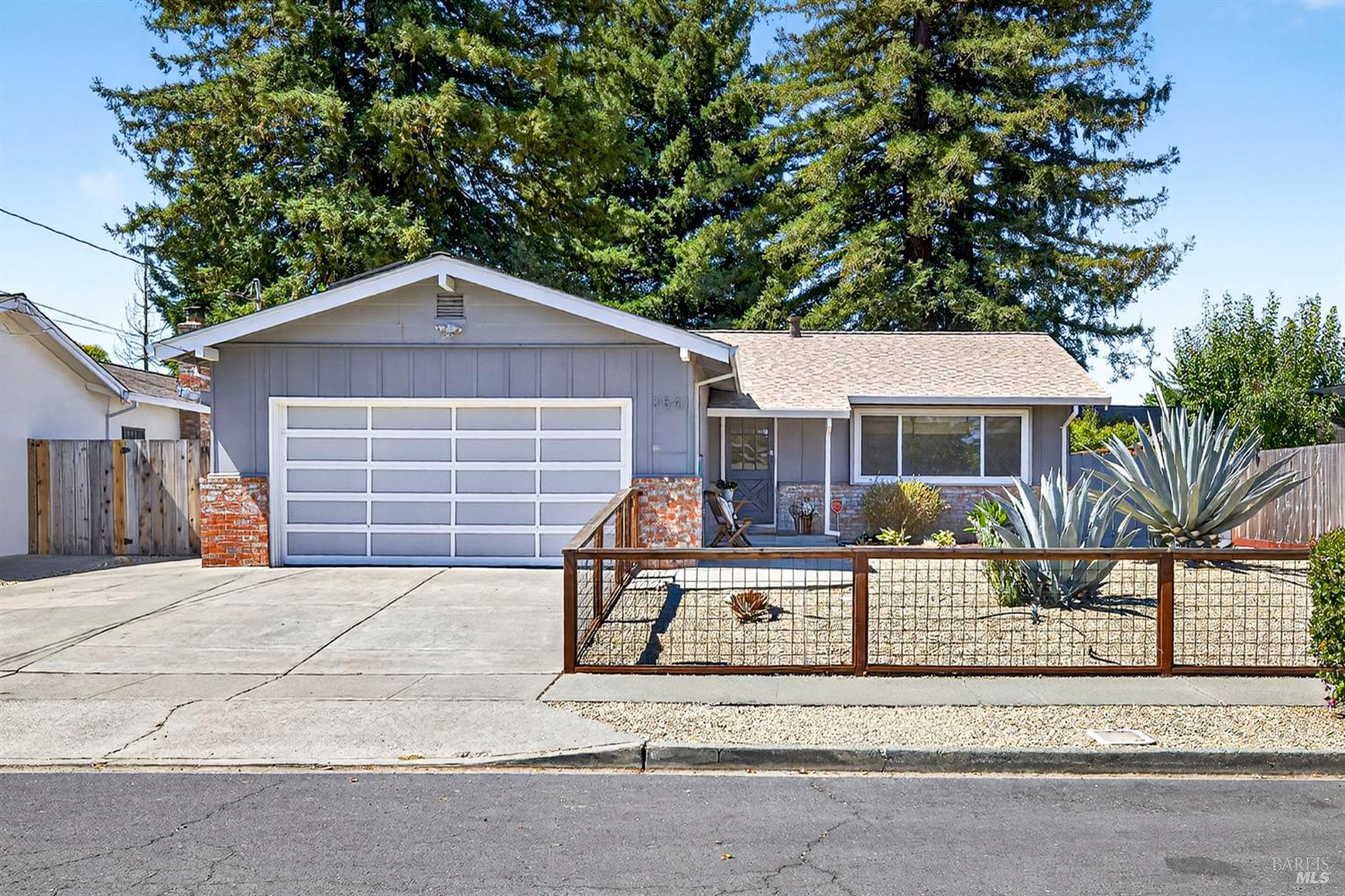 3541 Palomar Way Napa CA 94558
