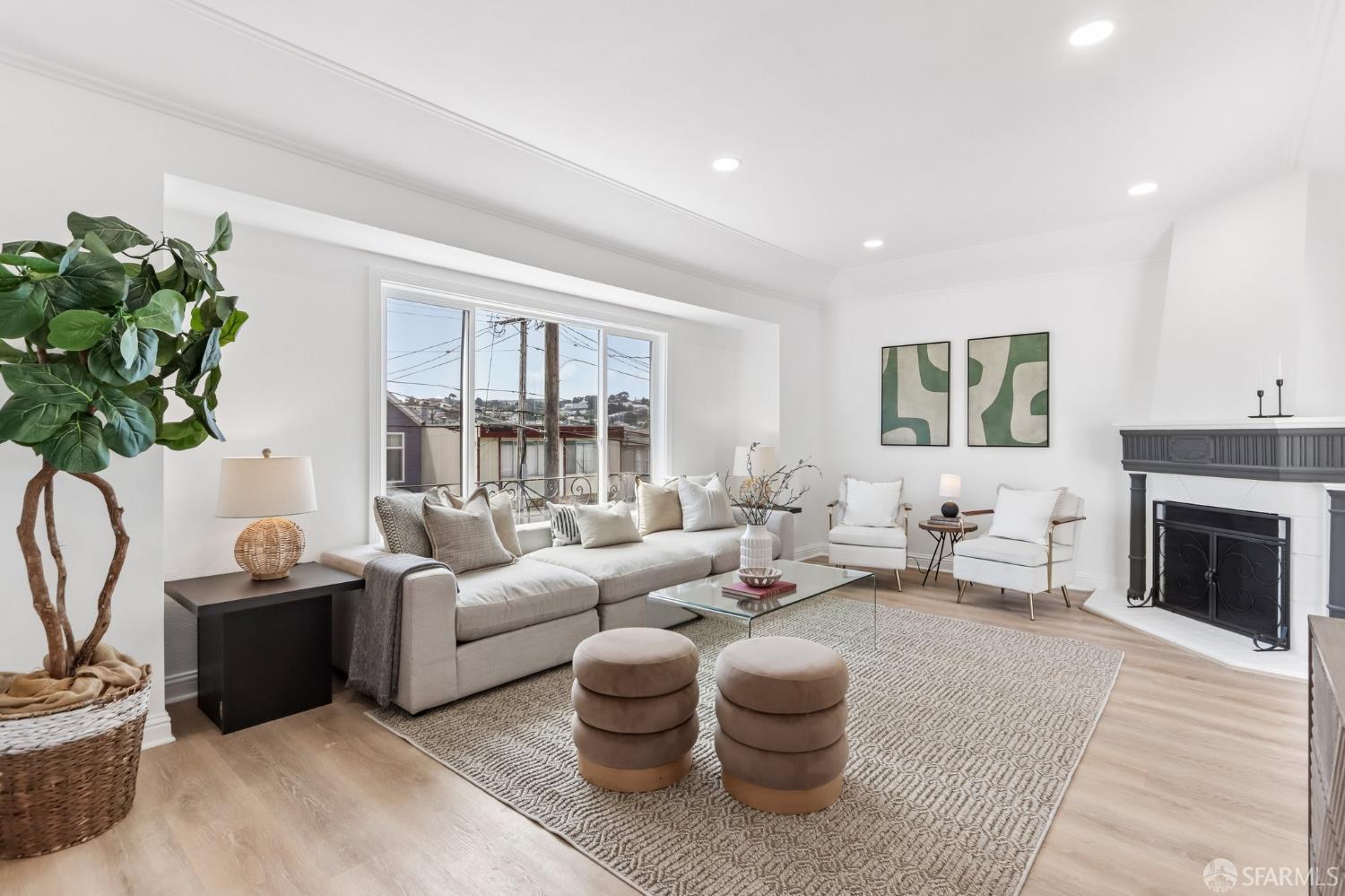 648 Thornton Avenue San Francisco CA 94124