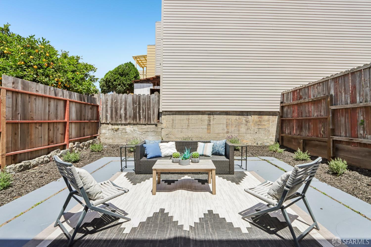 648 Thornton Avenue San Francisco CA 94124