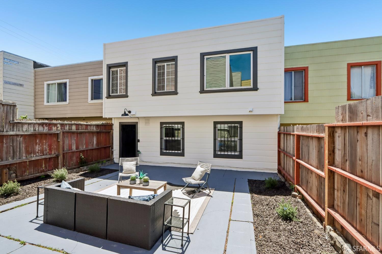 648 Thornton Avenue San Francisco CA 94124