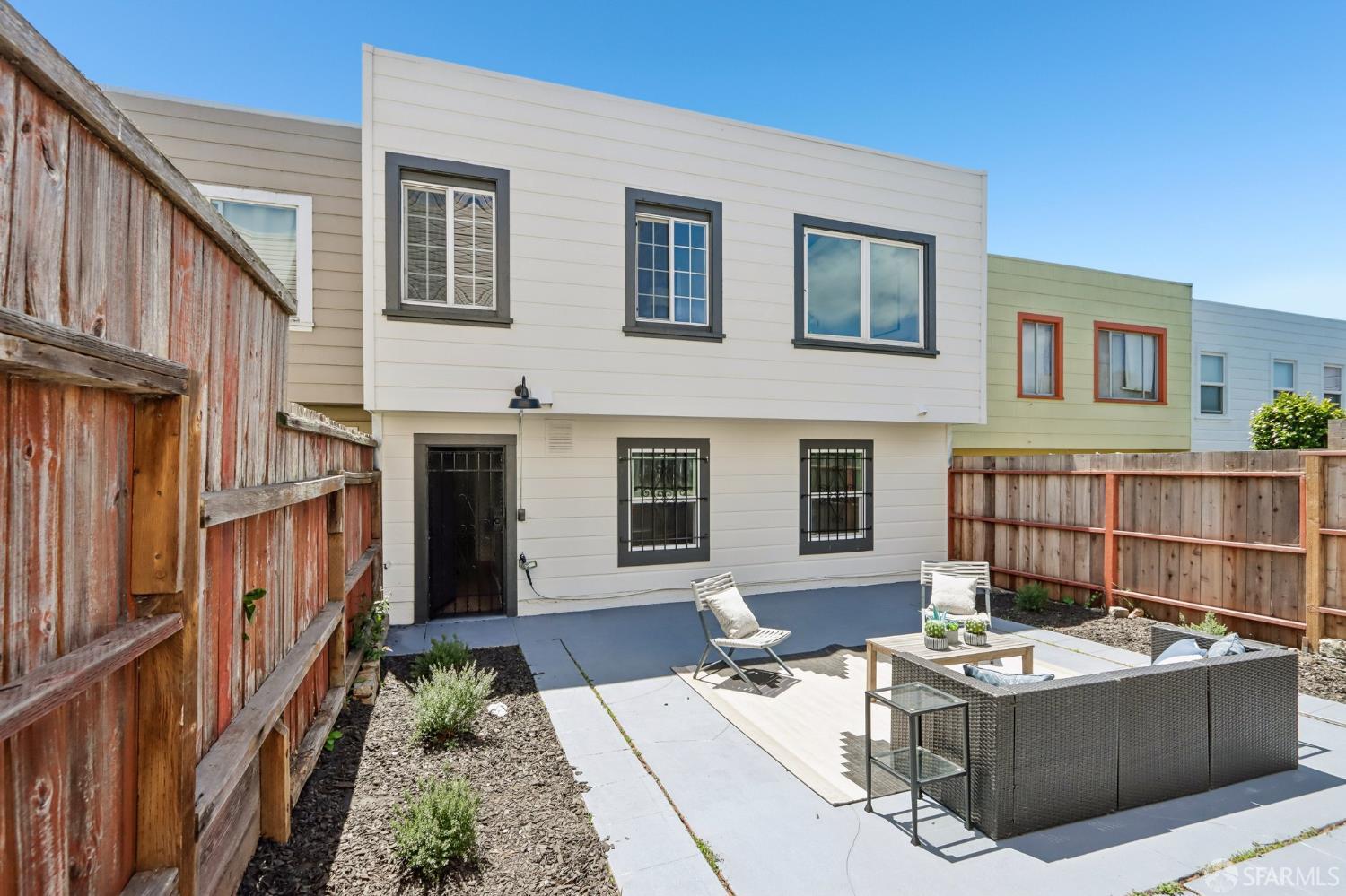 648 Thornton Avenue San Francisco CA 94124