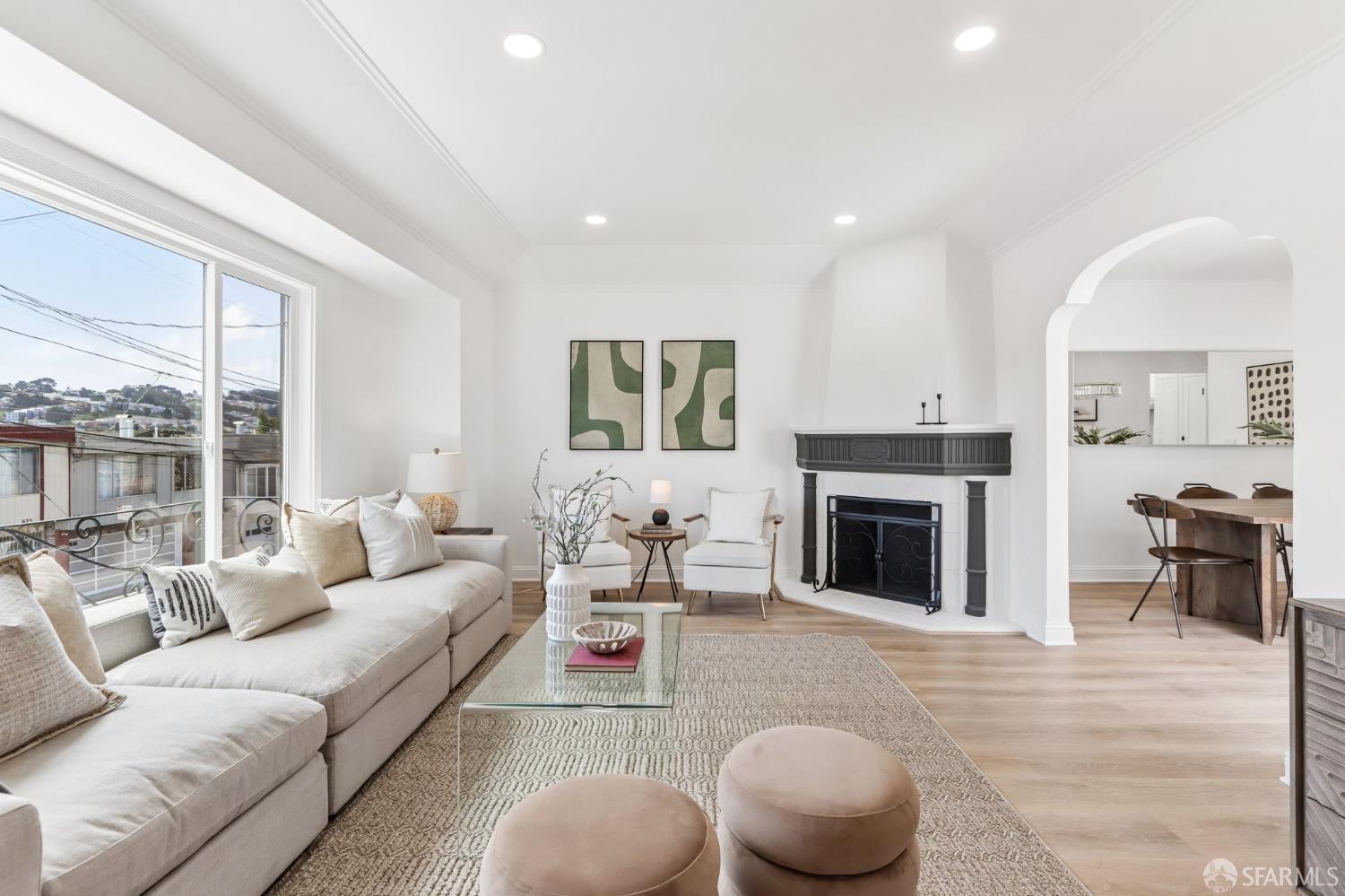 648 Thornton Avenue San Francisco CA 94124
