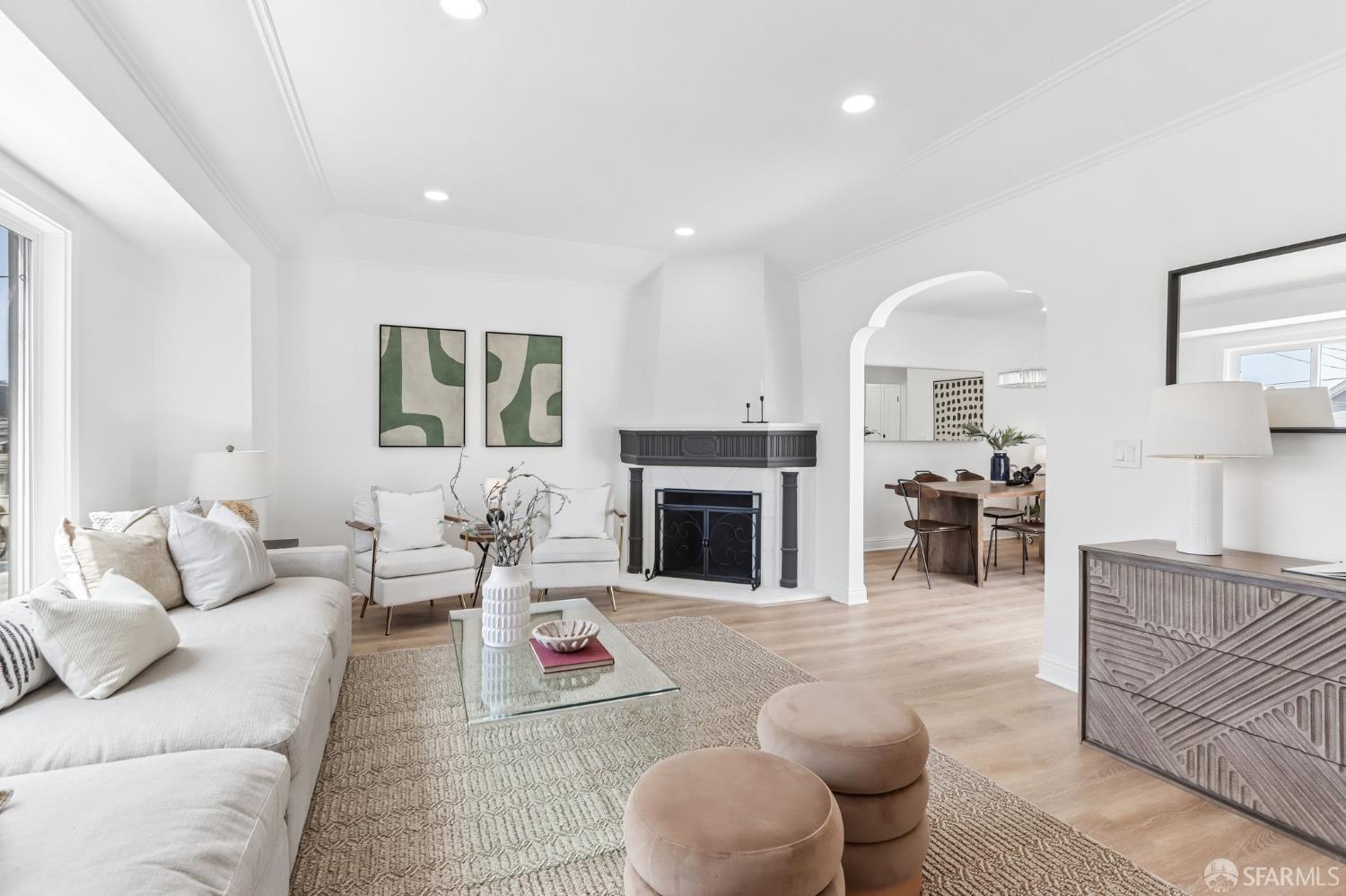648 Thornton Avenue San Francisco CA 94124