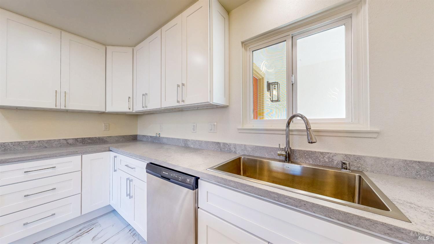 2257 Yucca Street Santa Rosa CA 95405