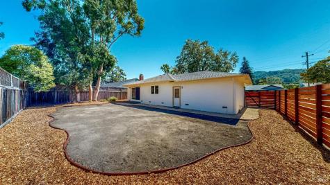 2257 Yucca Street Santa Rosa CA 95405