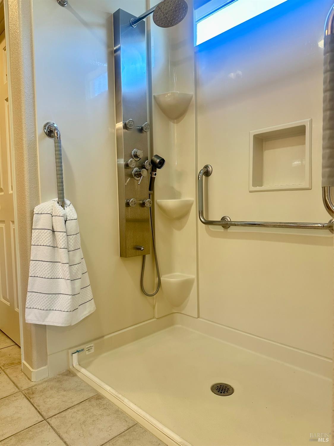 512 Twin Pines Drive Rio Vista CA 94571