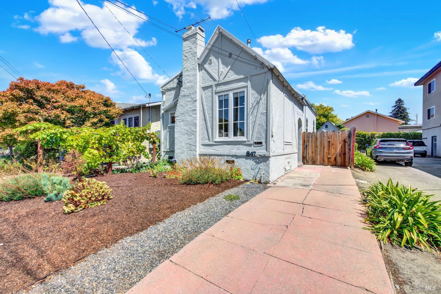 847 Evelyn Avenue Albany CA 94706