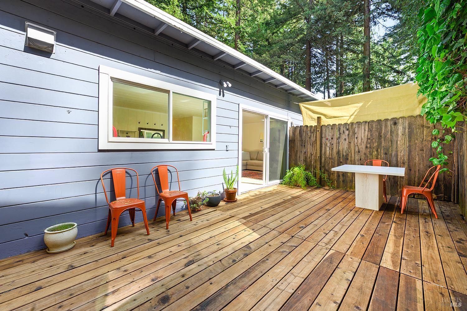 14194 Lovers Lane Guerneville CA 95446