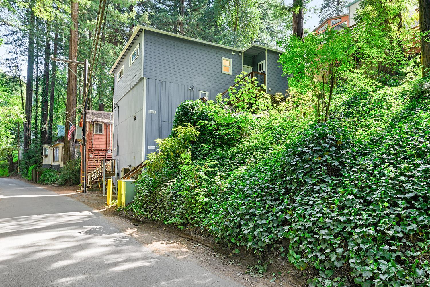 14194 Lovers Lane Guerneville CA 95446