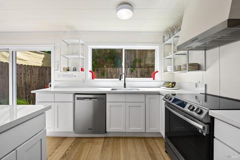 14194 Lovers Lane Guerneville CA 95446