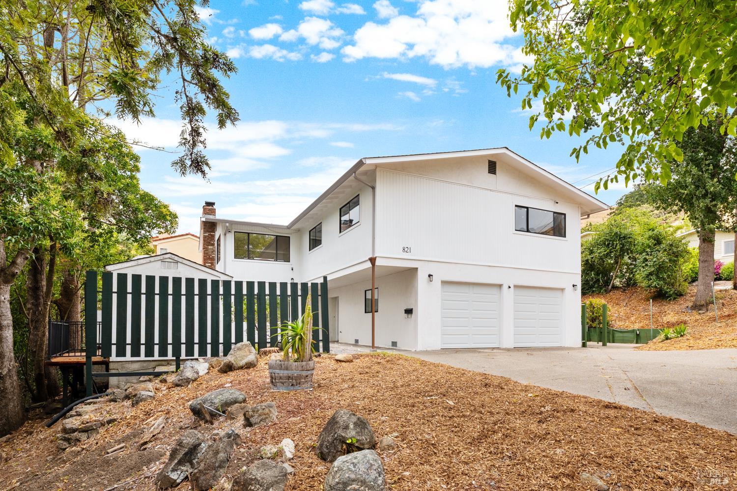 821 Las Colindas Road San Rafael CA 94903