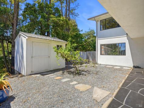 821 Las Colindas Road San Rafael CA 94903