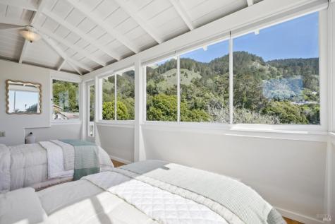 40 Laurel Avenue Stinson Beach CA 94970