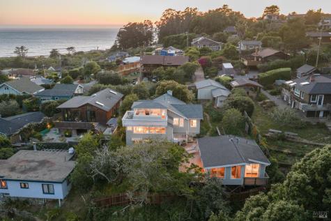 40 Laurel Avenue Stinson Beach CA 94970