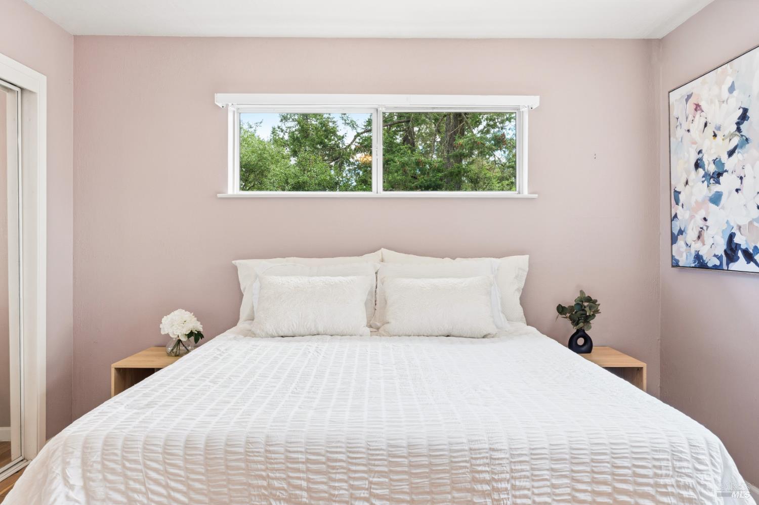 1691 Crane Road Ukiah CA 95482