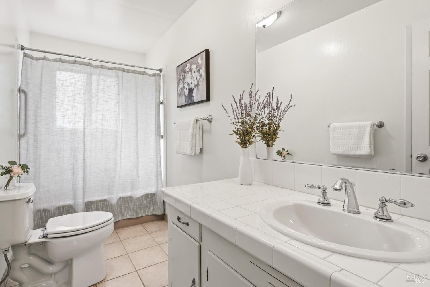 1691 Crane Road Ukiah CA 95482