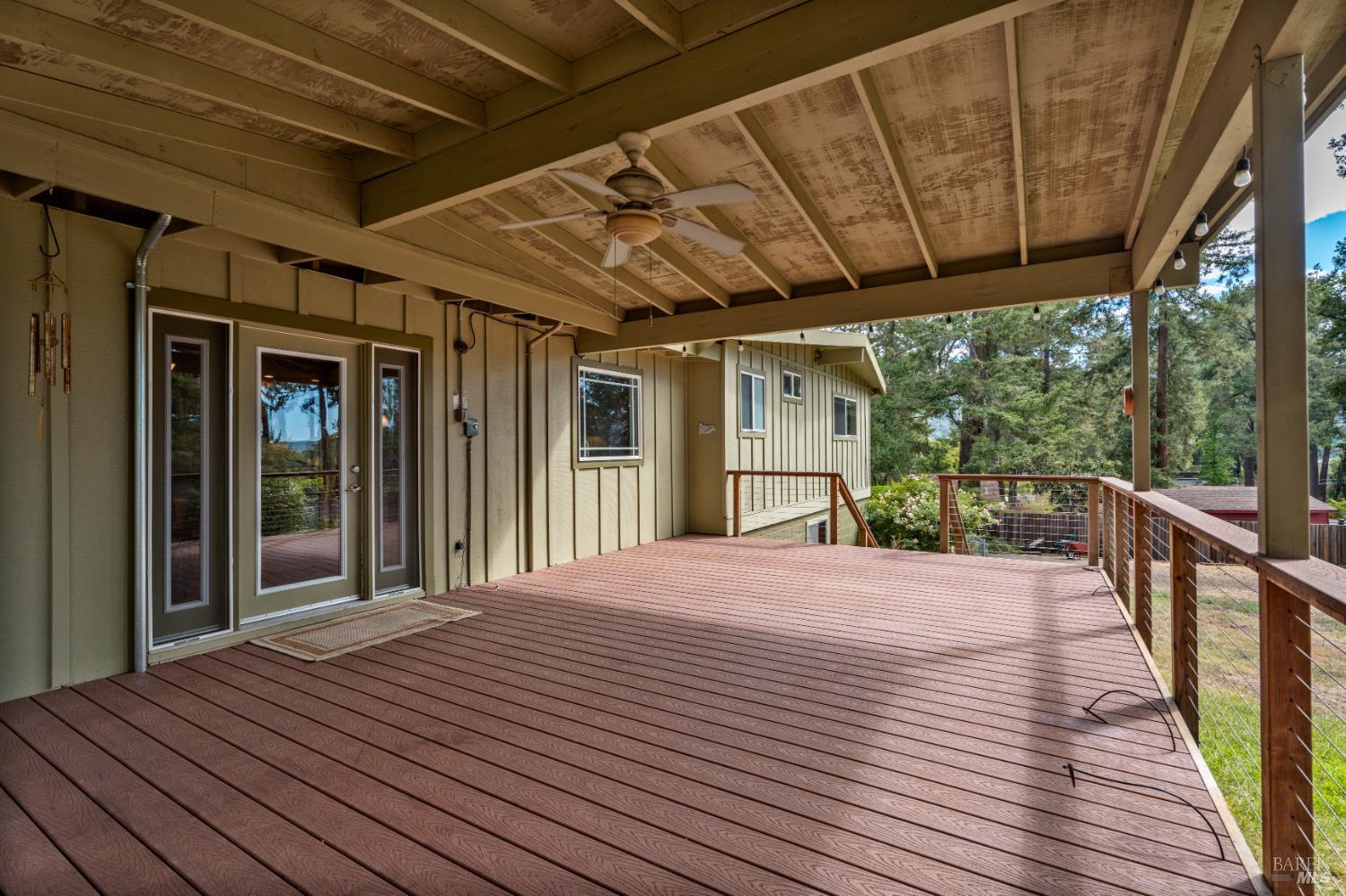 1691 Crane Road Ukiah CA 95482