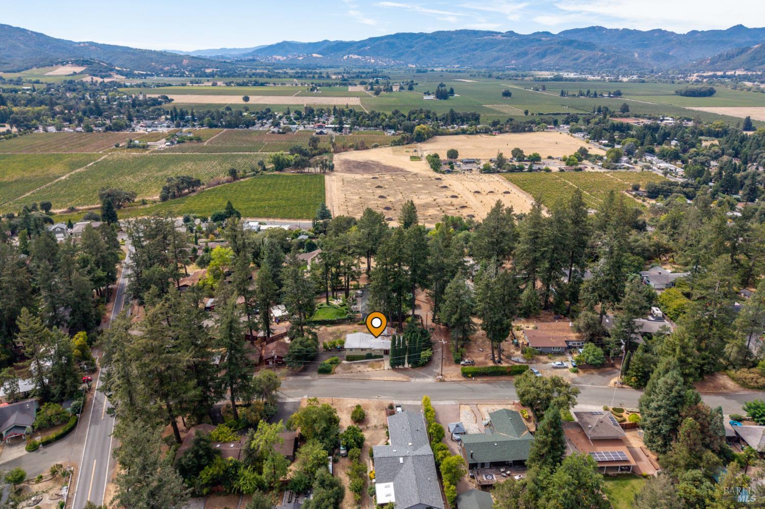 1691 Crane Road Ukiah CA 95482