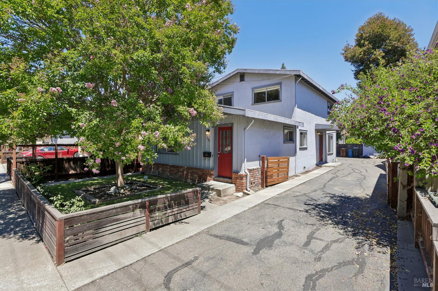 3121 Alhambra Avenue Martinez CA 94553