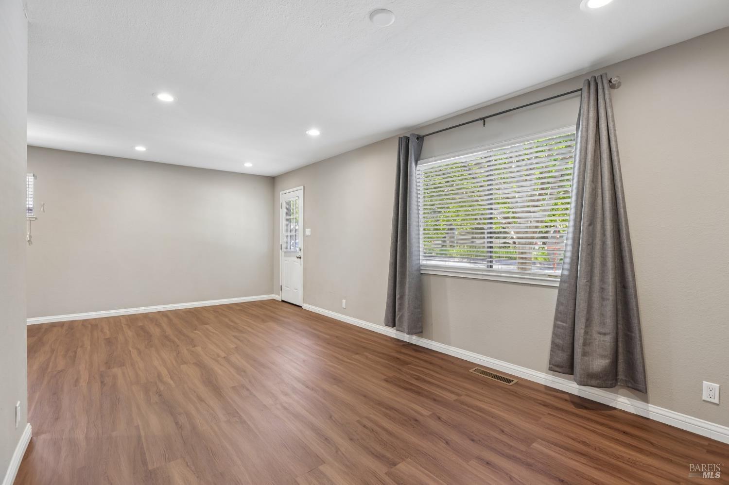 3121 Alhambra Avenue Martinez CA 94553