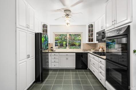 501 Willow Court Novato CA 94945