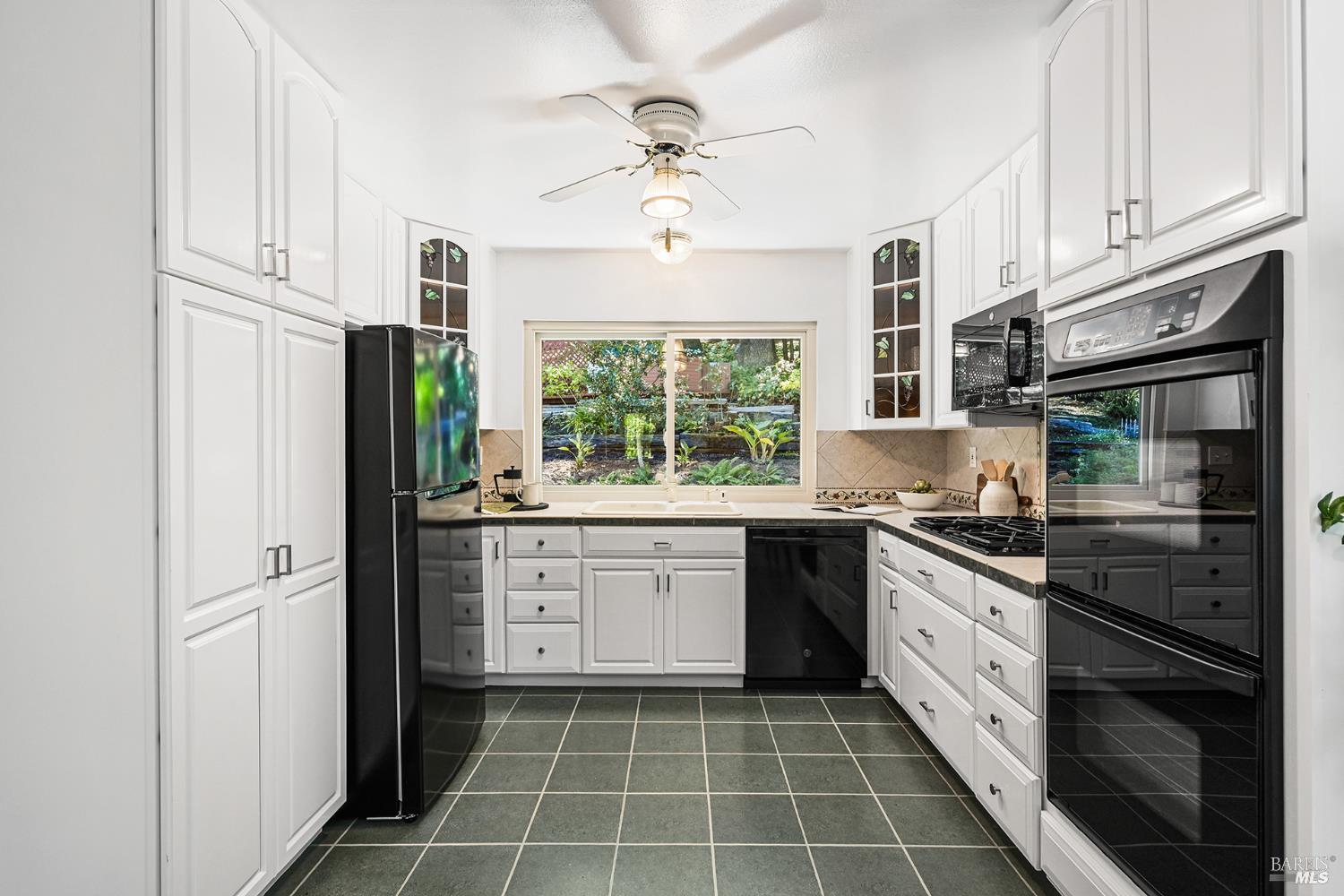 501 Willow Court Novato CA 94945