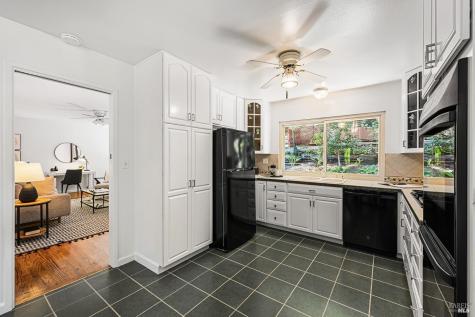 501 Willow Court Novato CA 94945