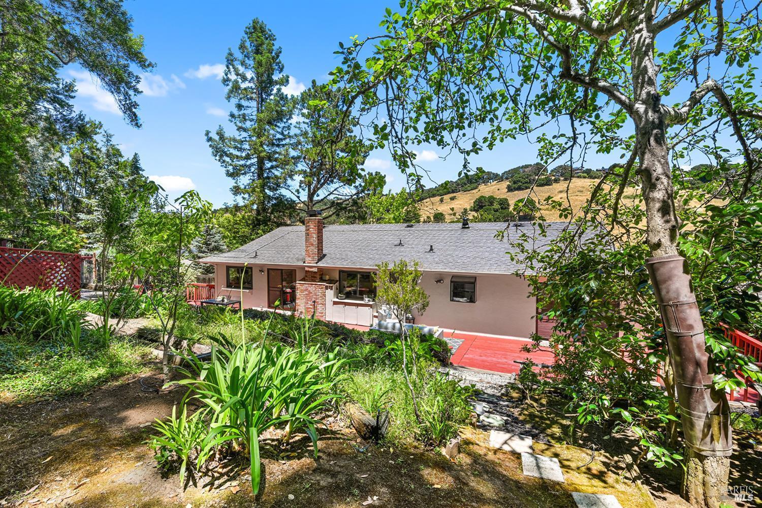 501 Willow Court Novato CA 94945