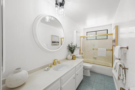 501 Willow Court Novato CA 94945
