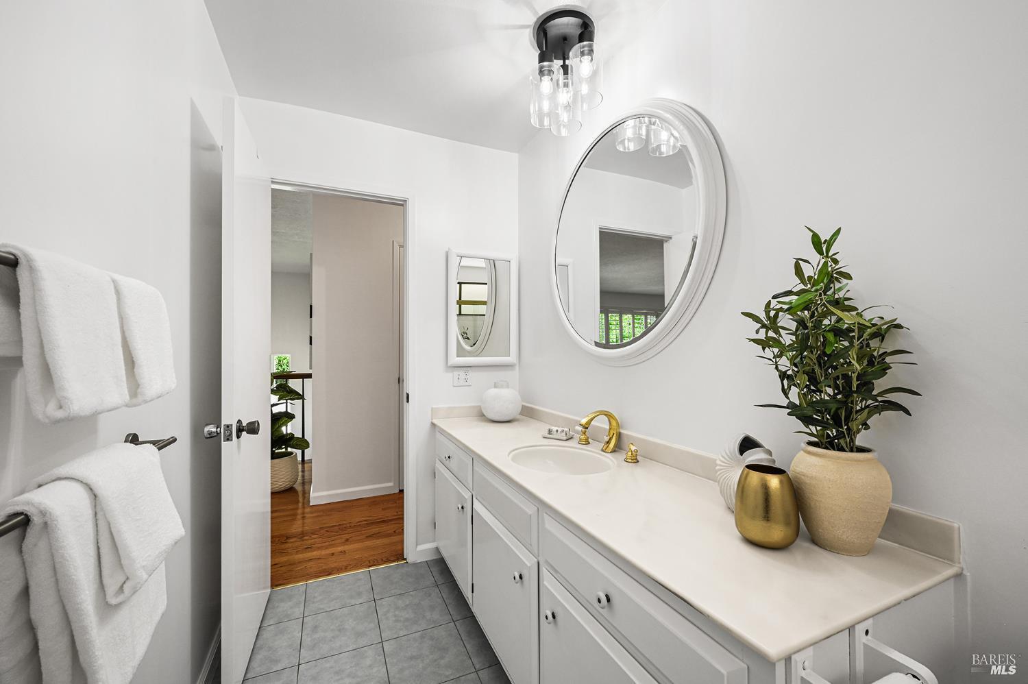 501 Willow Court Novato CA 94945