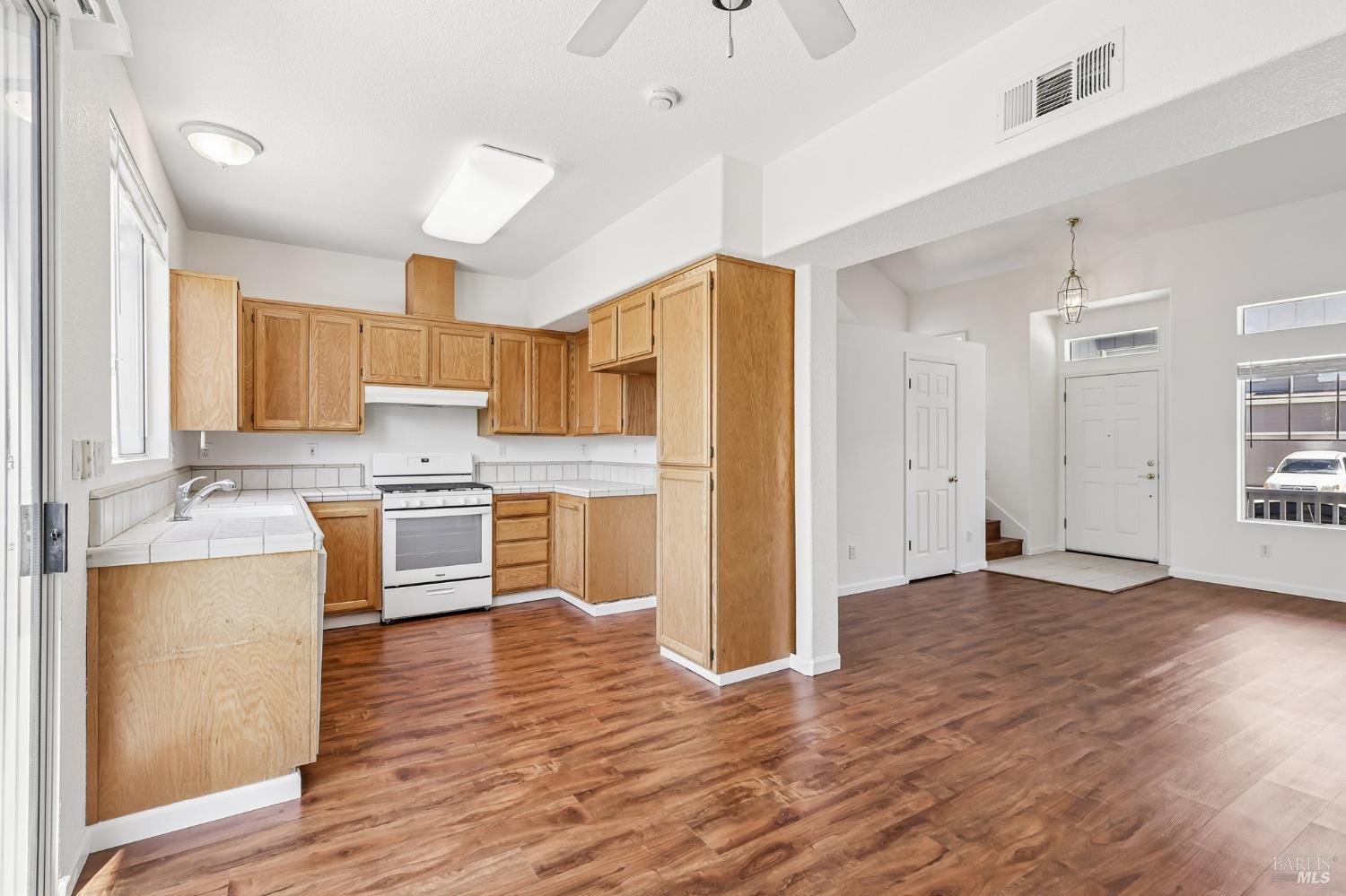 2323 Malachite Way Santa Rosa CA 95404