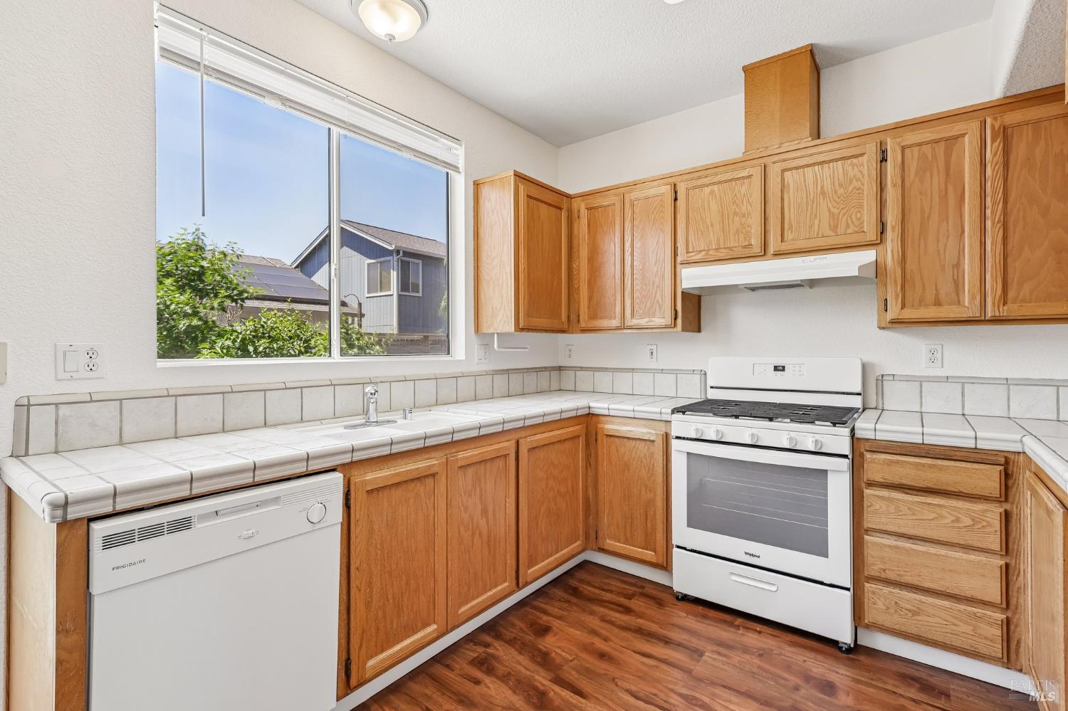 2323 Malachite Way Santa Rosa CA 95404