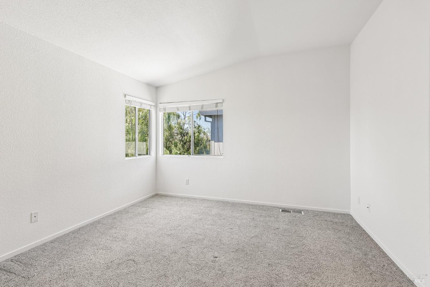 2323 Malachite Way Santa Rosa CA 95404