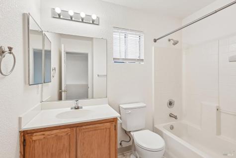 2323 Malachite Way Santa Rosa CA 95404