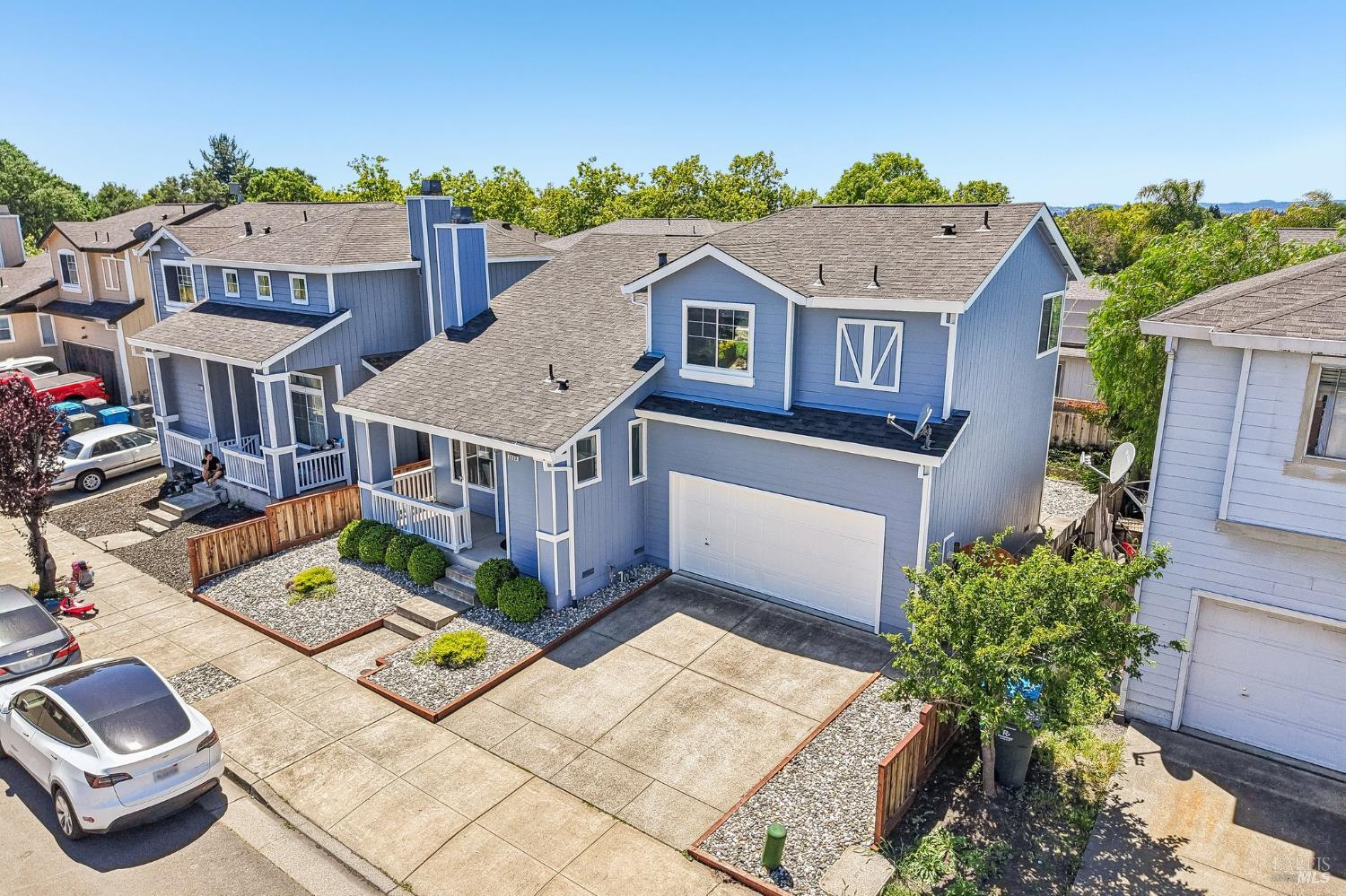 2323 Malachite Way Santa Rosa CA 95404