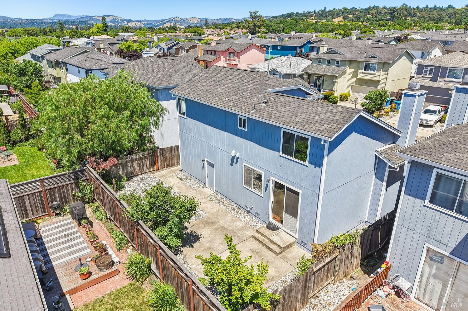 2323 Malachite Way Santa Rosa CA 95404