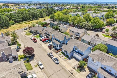 2323 Malachite Way Santa Rosa CA 95404