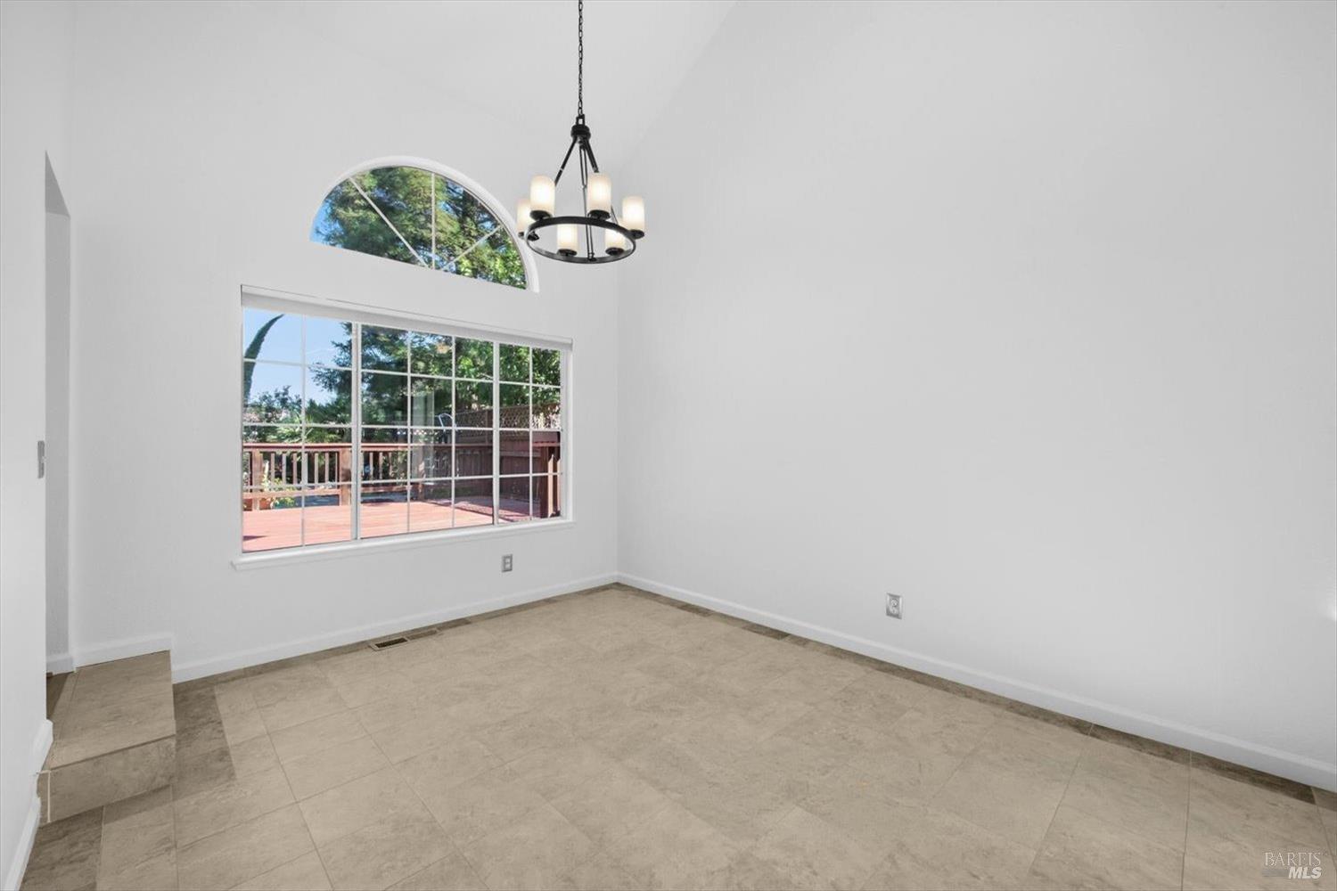 400 Rollingwood Court Vacaville CA 95688