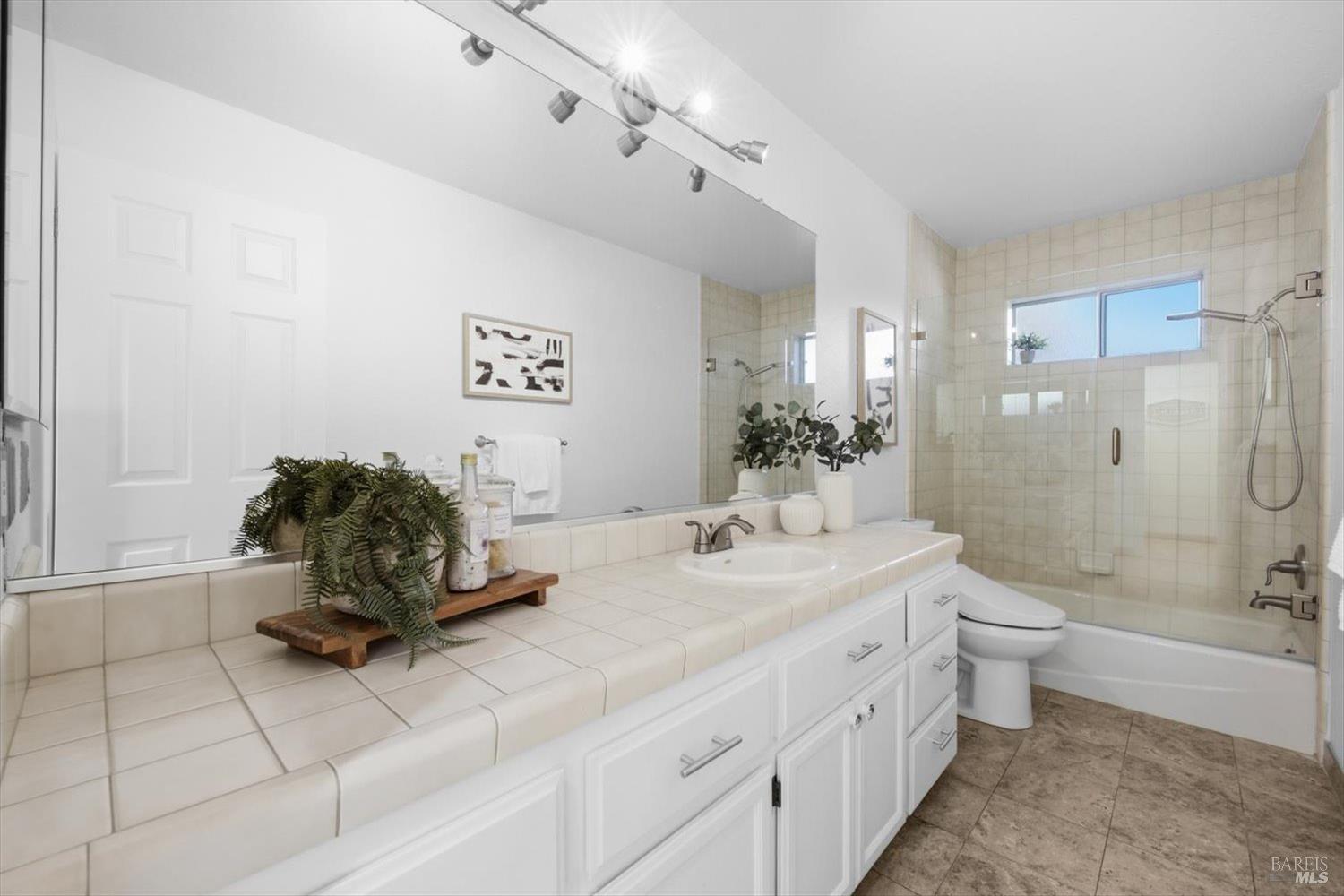 400 Rollingwood Court Vacaville CA 95688