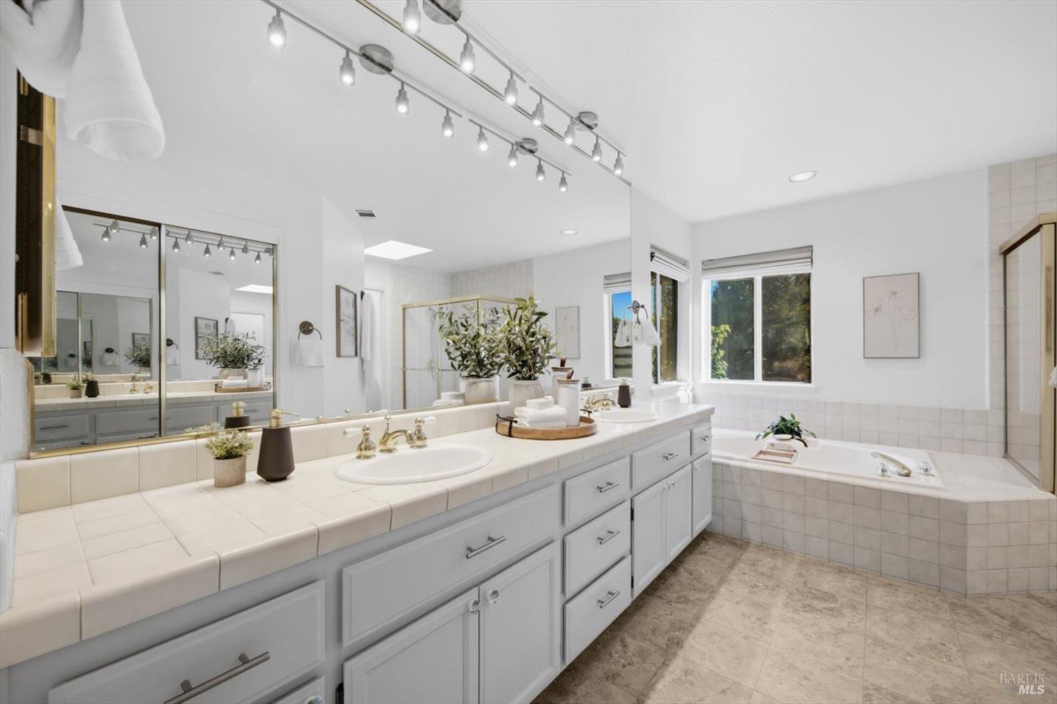 400 Rollingwood Court Vacaville CA 95688