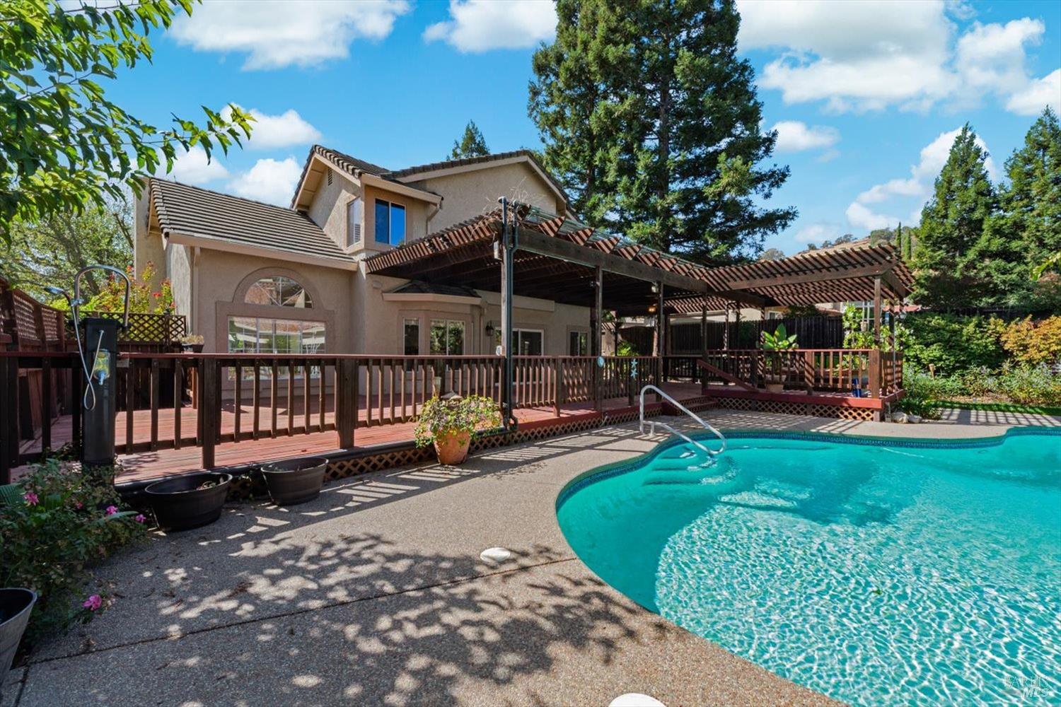 400 Rollingwood Court Vacaville CA 95688