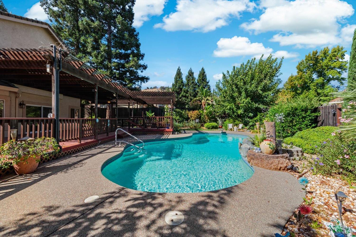400 Rollingwood Court Vacaville CA 95688