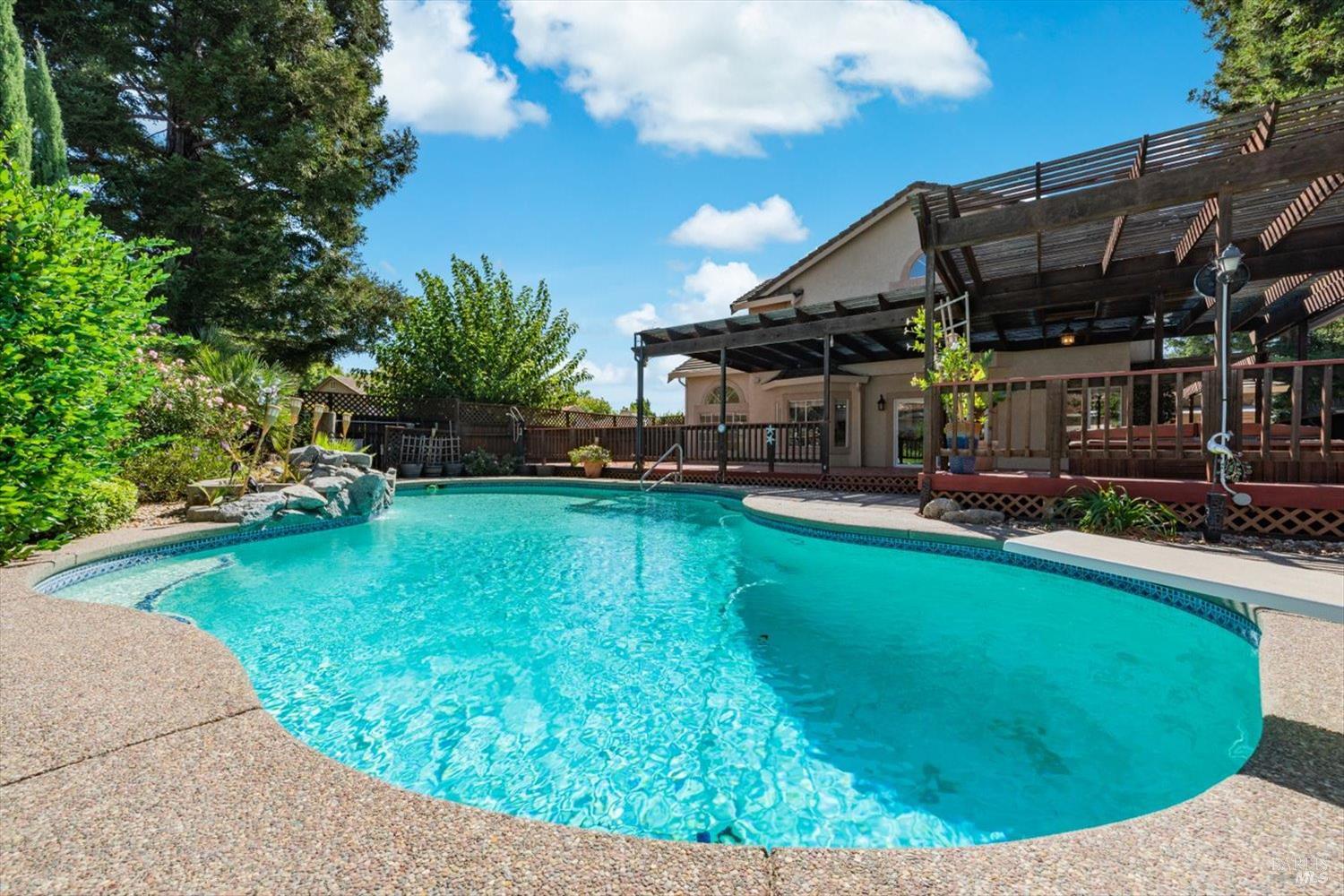 400 Rollingwood Court Vacaville CA 95688