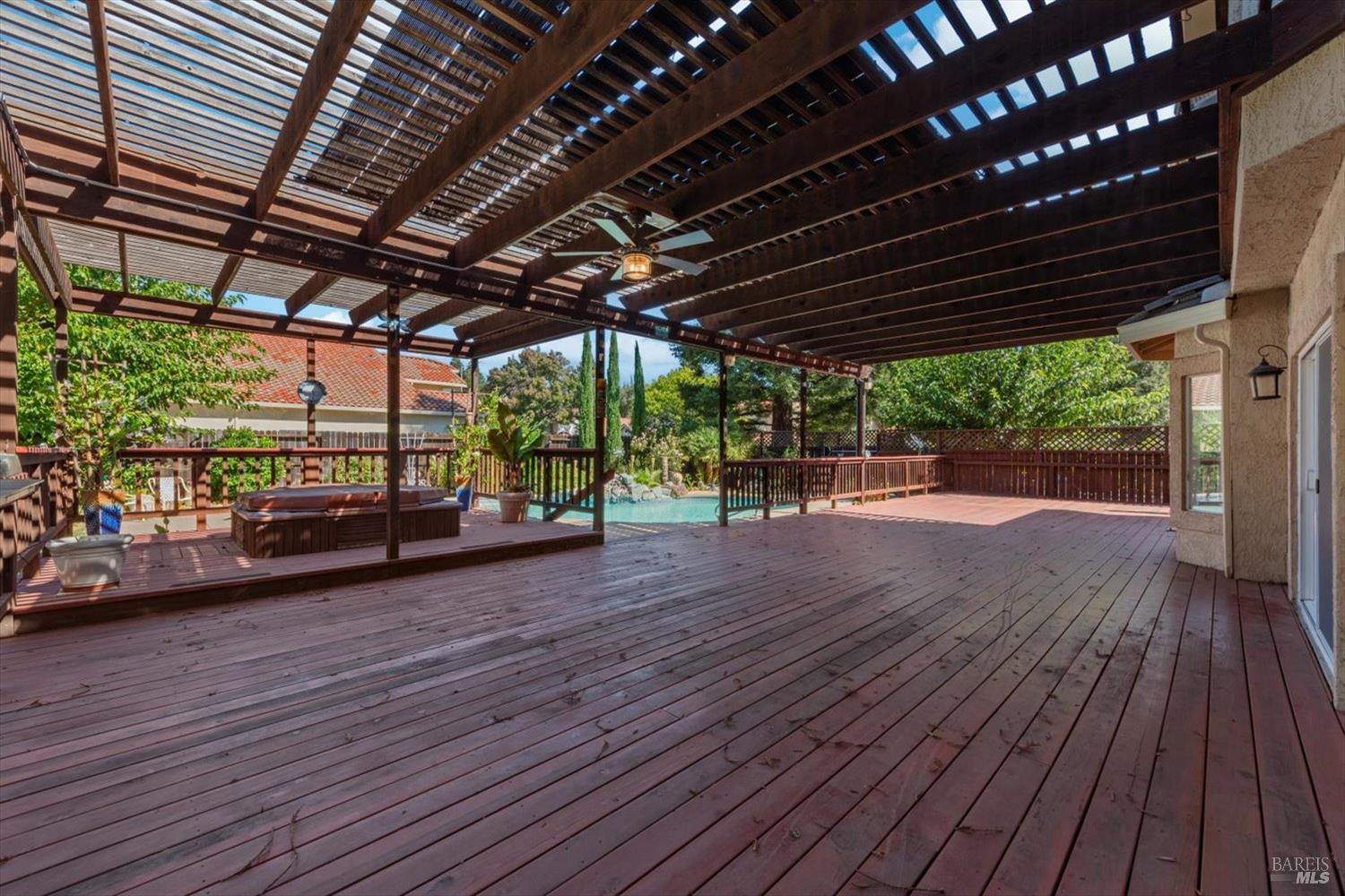 400 Rollingwood Court Vacaville CA 95688