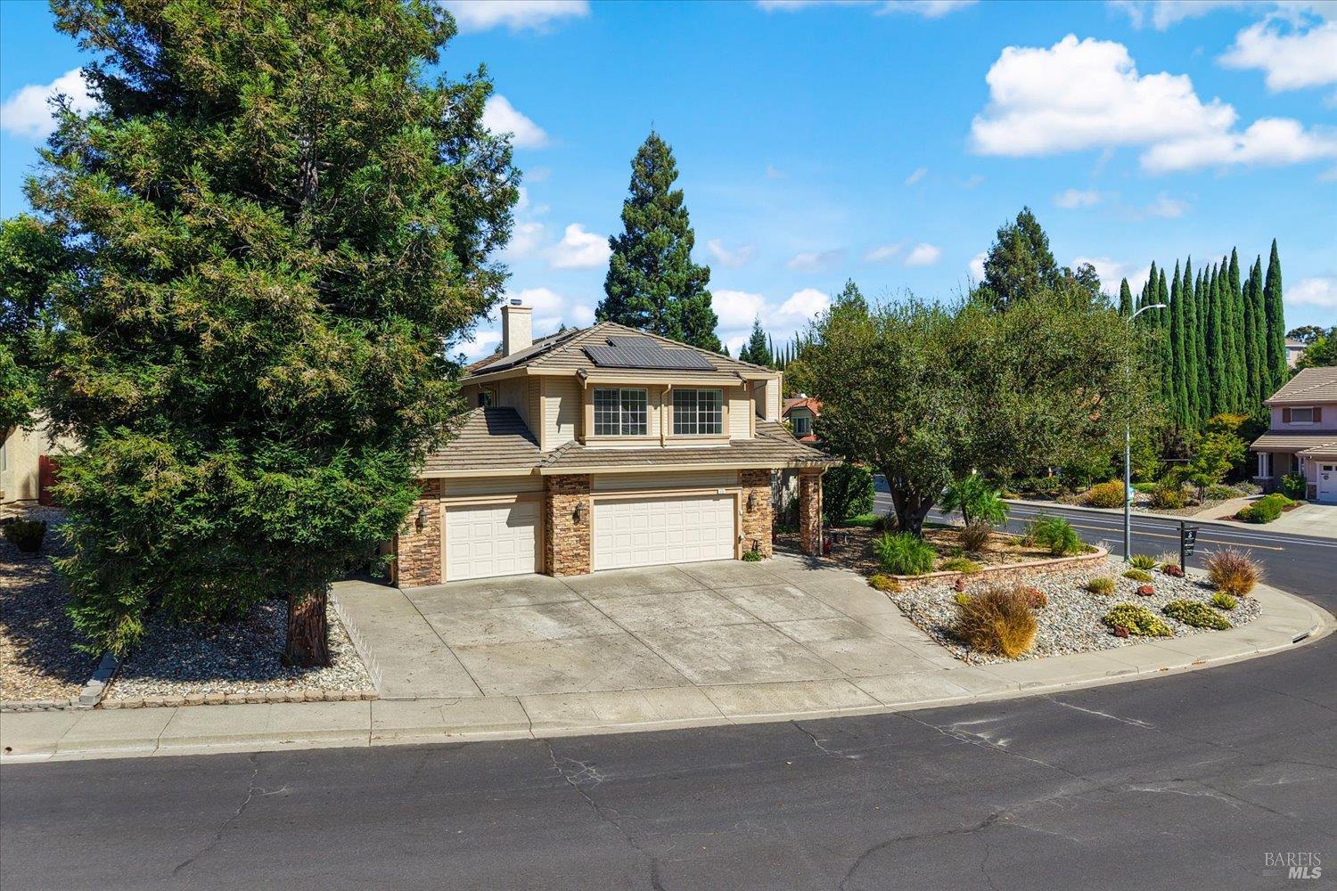 400 Rollingwood Court Vacaville CA 95688
